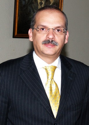 ALEJANDRO REBOLLEDO
