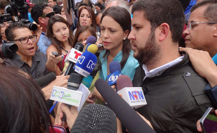 Smolansky: “Todos los que pensamos distinto al Socialismo del siglo XXI tenemos un número”