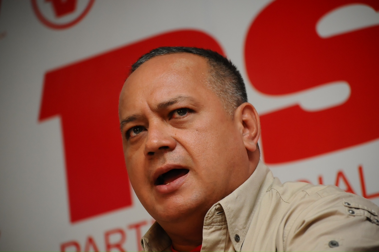 DIARIO ABC RESPONDE A DIOSDADO CABELLO