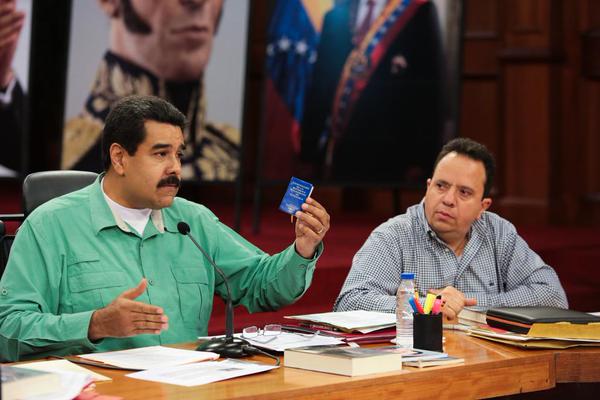 10 anuncios de Maduro en la cadena que más que aclarar, oscurecieron