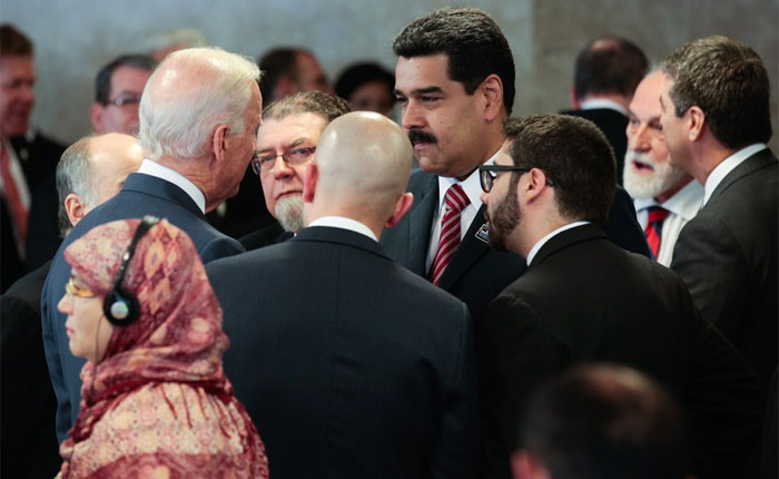Biden solicitó liberación de presos político durante encuentro con Maduro