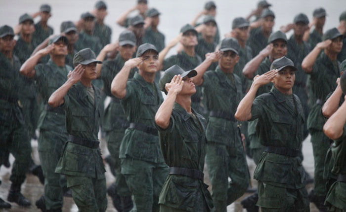 Militares_