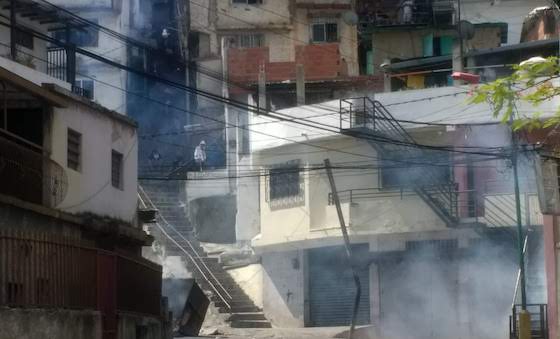 Lacrimógenas en Cotiza