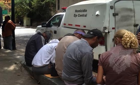 Detenido muere estrangulado en celda de PNB