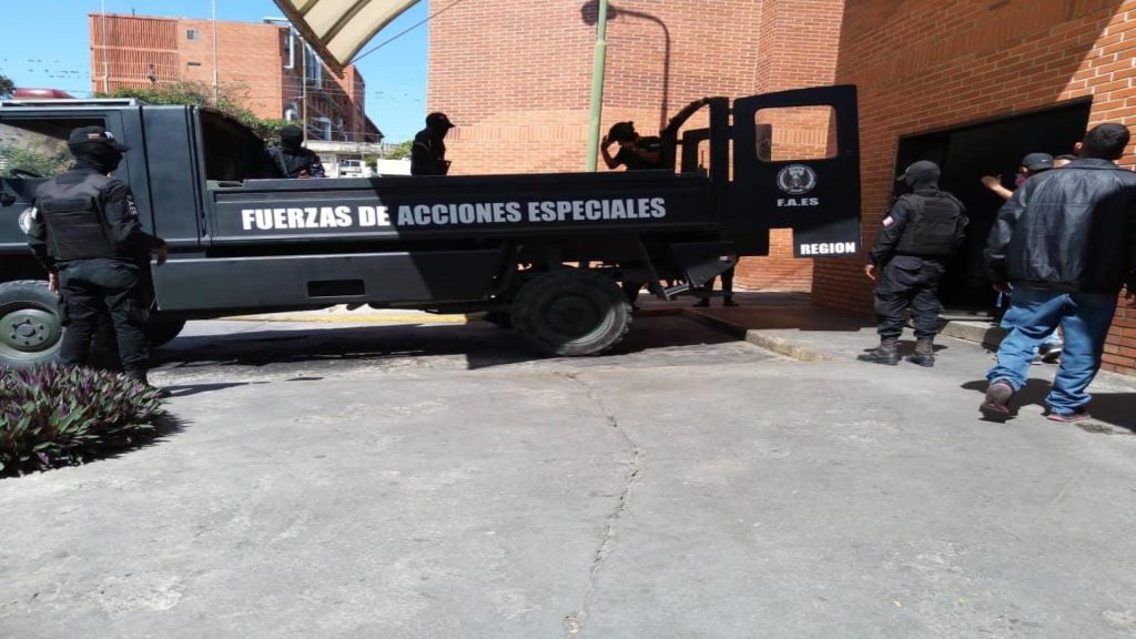 #MonitorDeVíctimas | Funcionarios del FAES sacan a hombre de su casa y lo matan