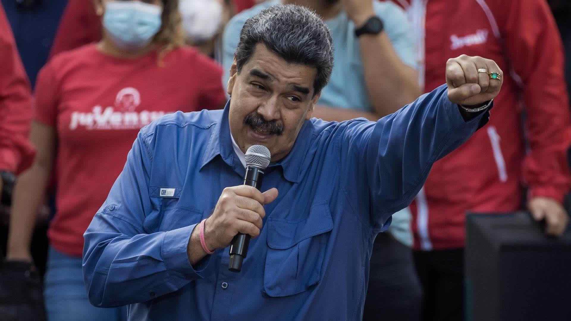 Maduro: Pido al pueblo que no se deje robar con el dólar paralelo