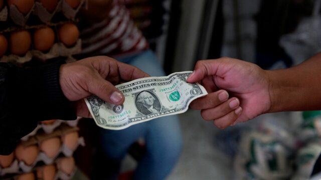 dólar
