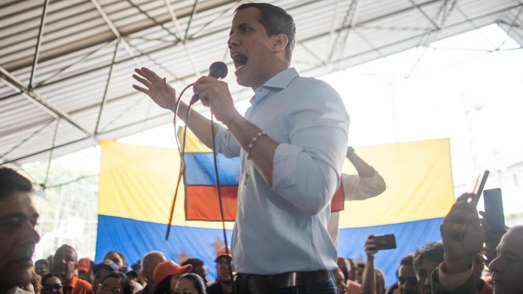 Guaidó gobierno interino