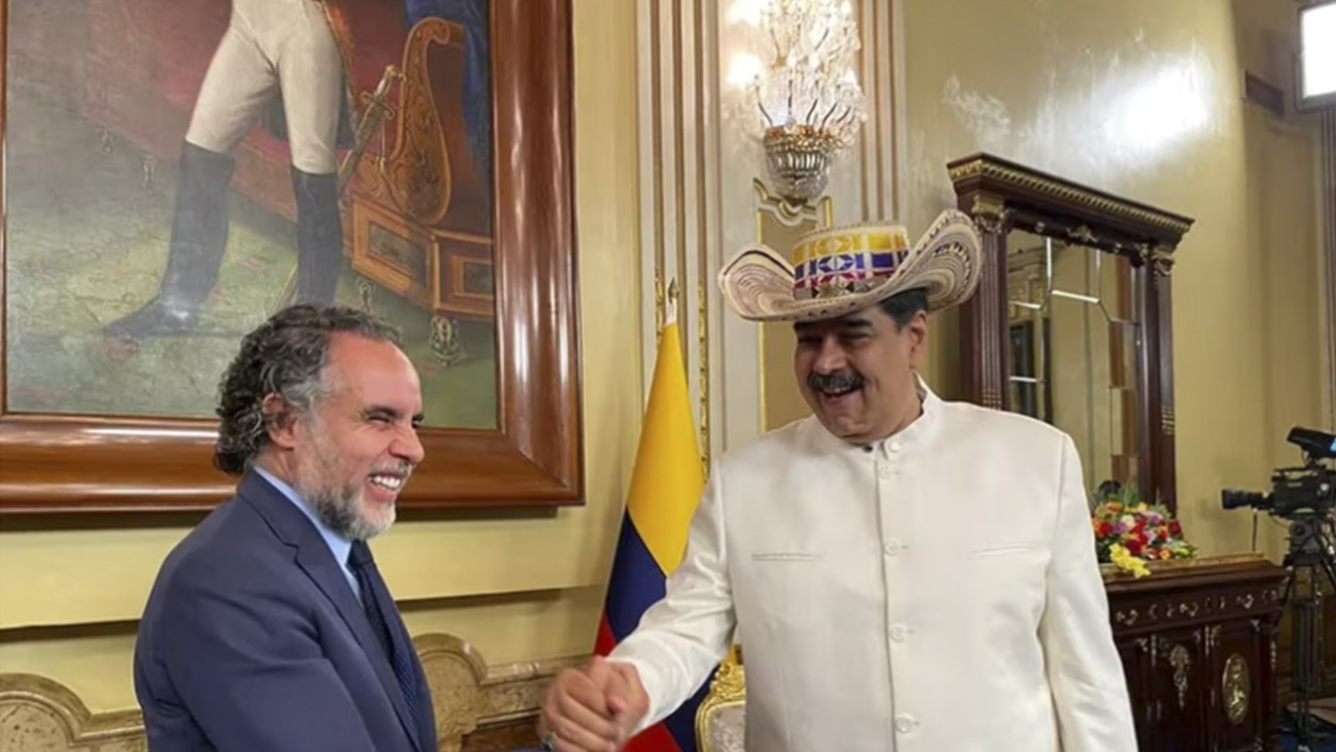 “Petro dijo de forma tajante que no iba a importar gas de Venezuela”: Lo que reveló el embajador Armando Benedetti