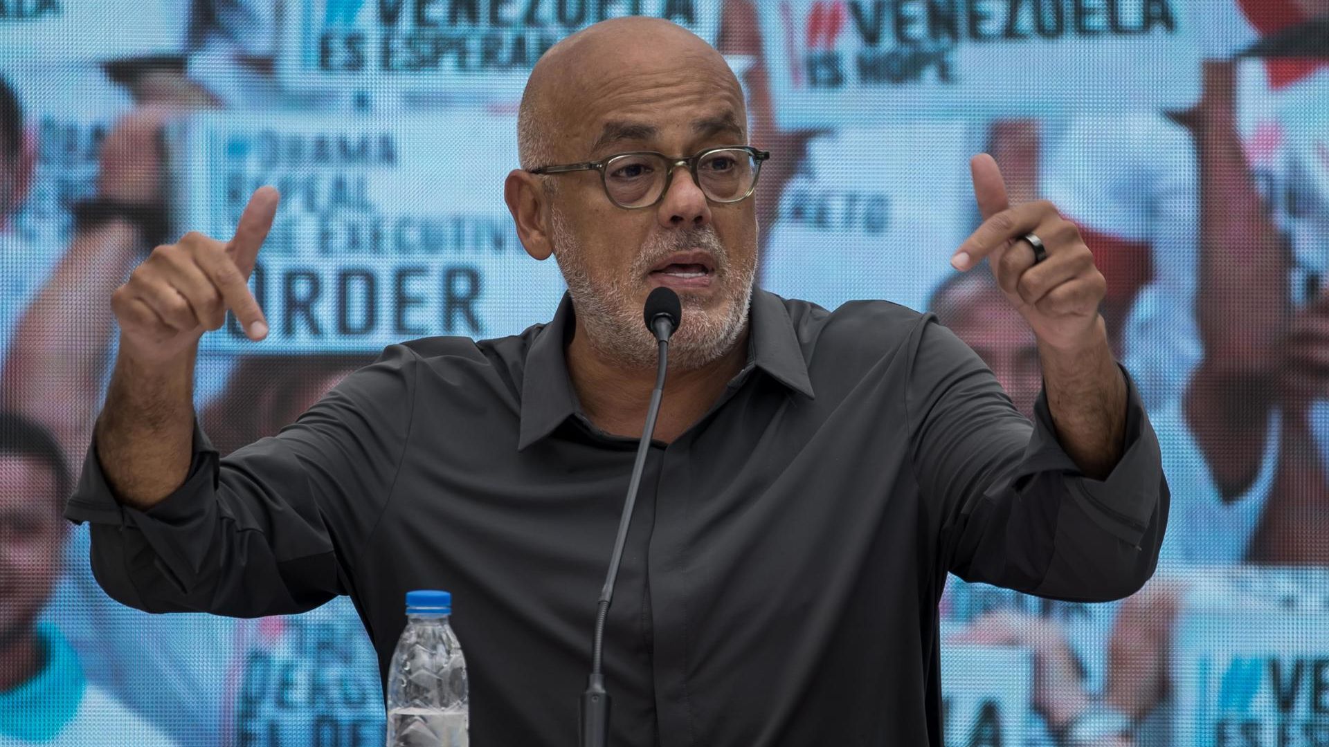 Rodríguez amenaza con no firmar ningún acuerdo con la oposición hasta que Venezuela esté «100 % libre de sanciones»