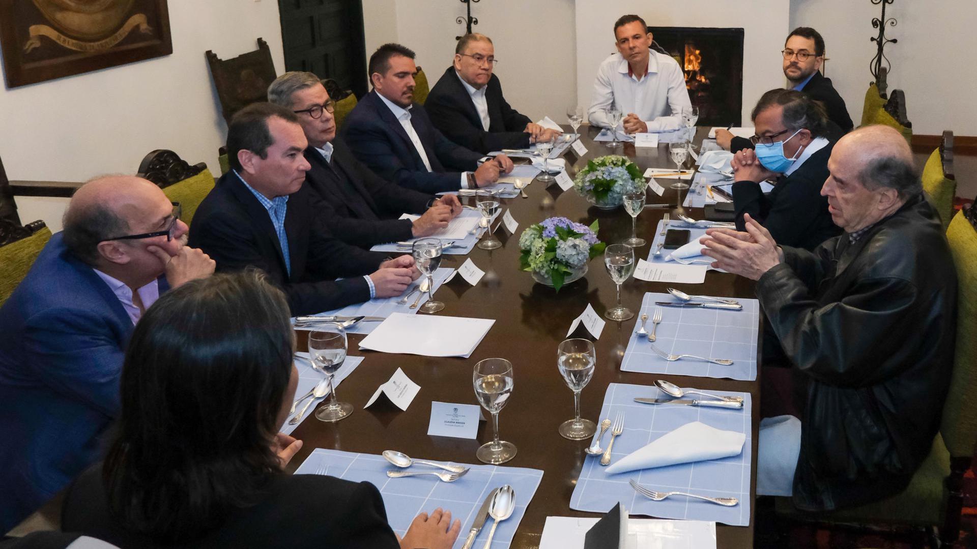 CLAVES | Qué pasó en la reunión entre el gobierno de Petro y la oposición en Colombia