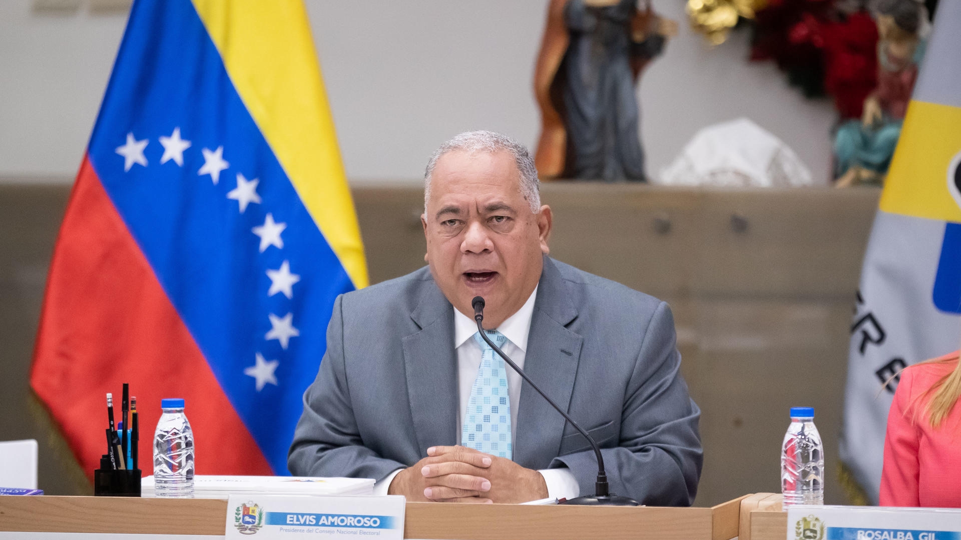 Elvis Amoroso referéndum consultivo