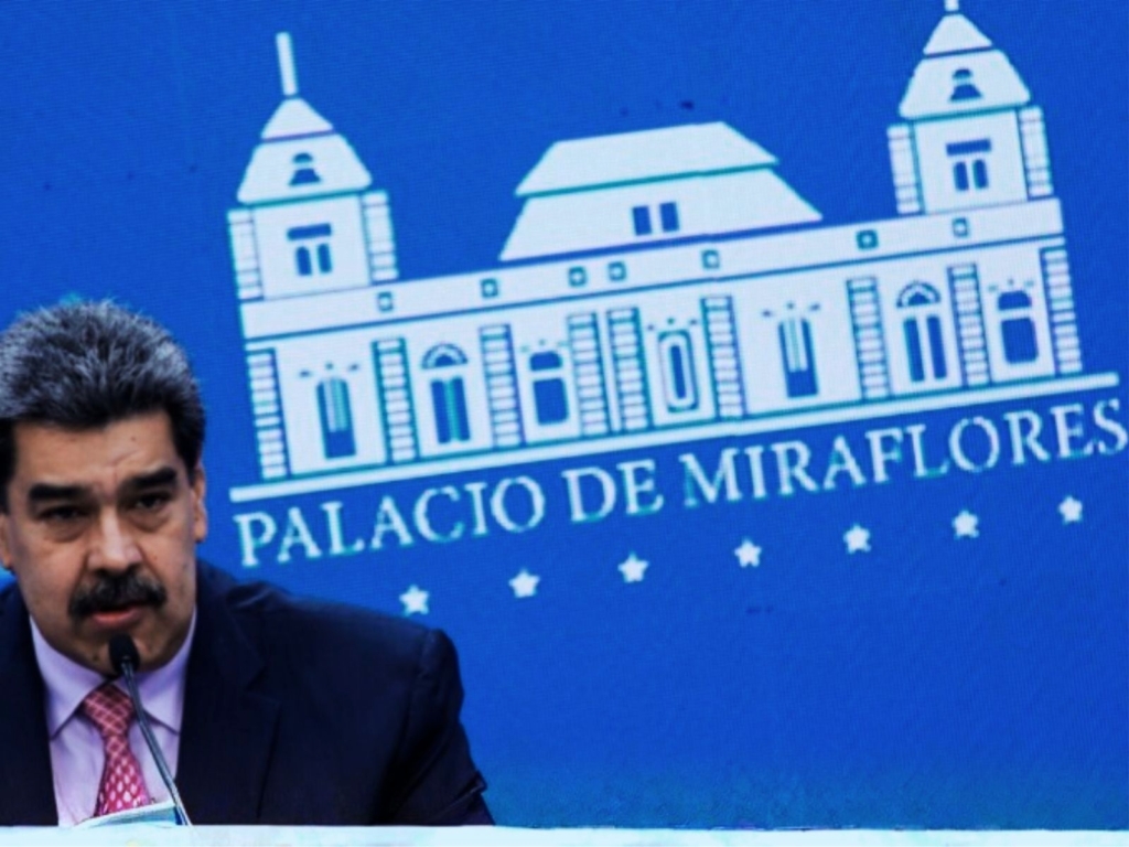 Maduro rechazó declaración de Trump sobre espacio aéreo venezolano