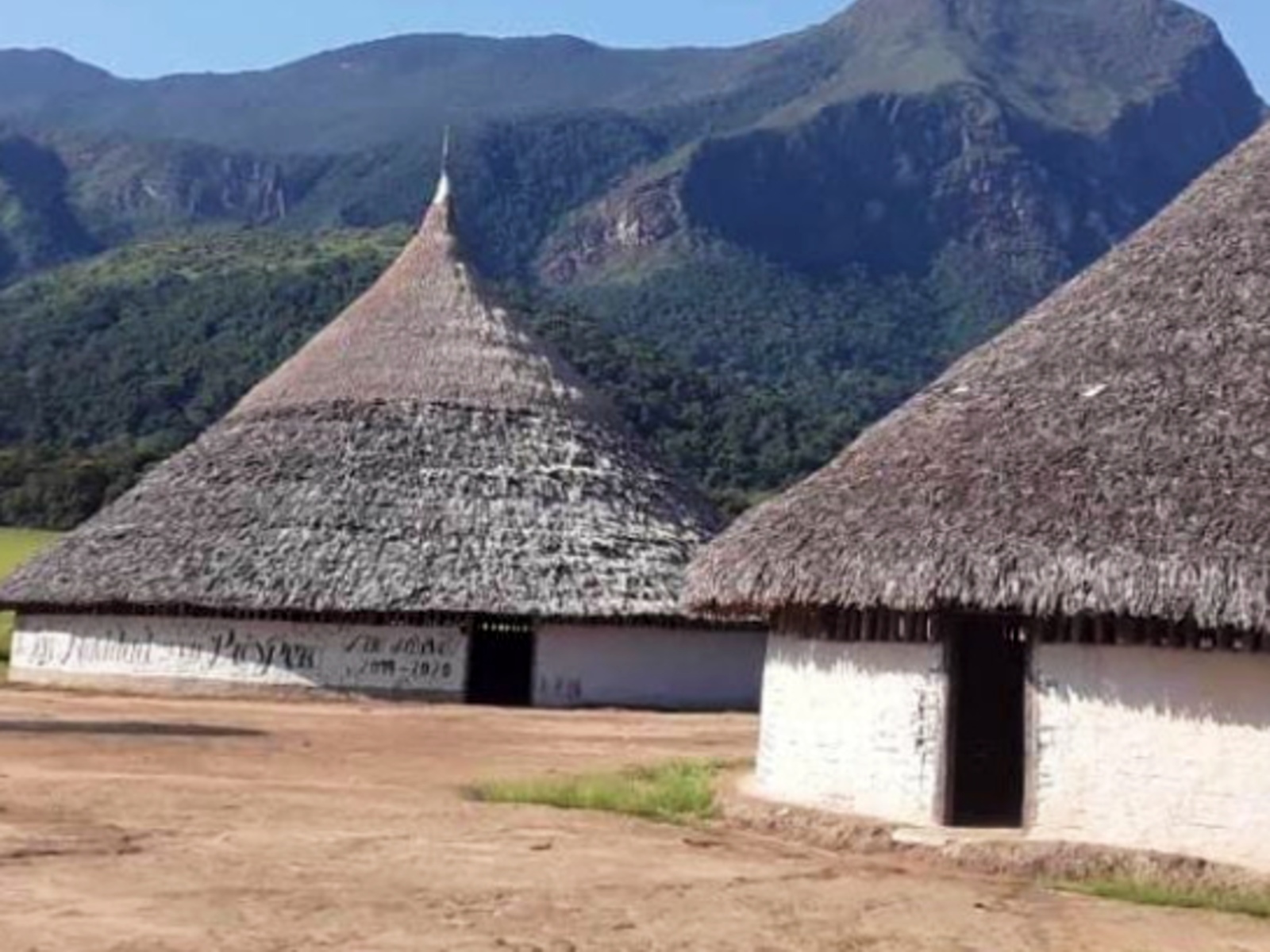 Indígenas de amazonas, imagen referencial